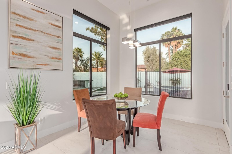 27 - Camelback Manor