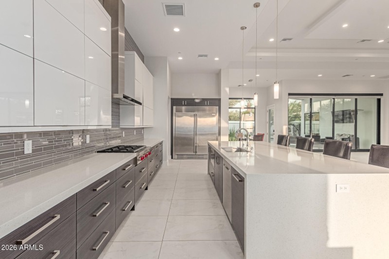 30 - Camelback Manor