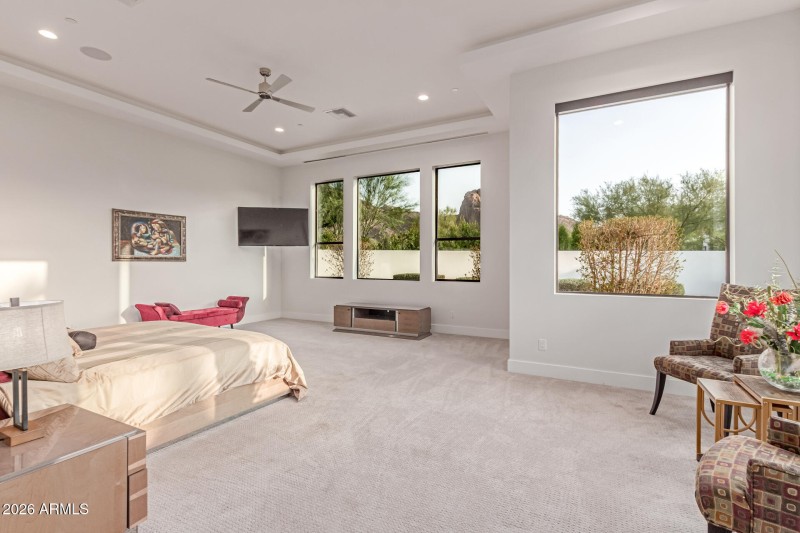 36 - Camelback Manor