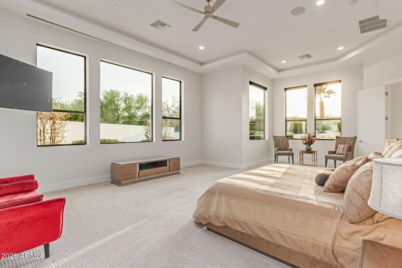 38 - Camelback Manor