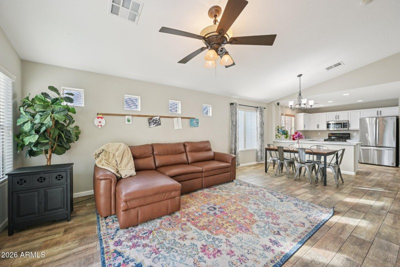 8-web-or-mls-N 63rd Dr-S2401-008