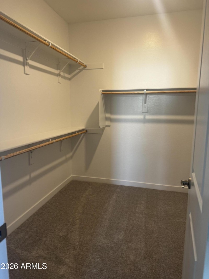 walking closeth master