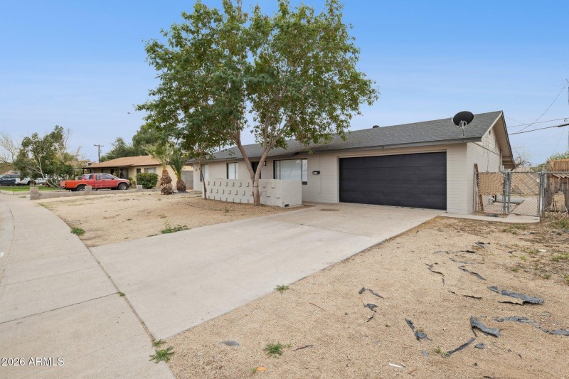 4-web-or-mls-4943-w-flower-st