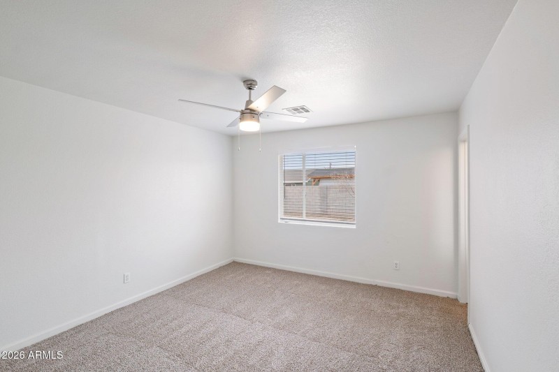 20-web-or-mls-4943-w-flower-st