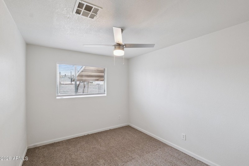 25-web-or-mls-4943-w-flower-st