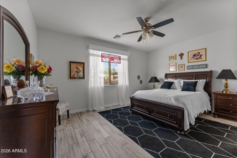 19-web-or-mls-DSC04027