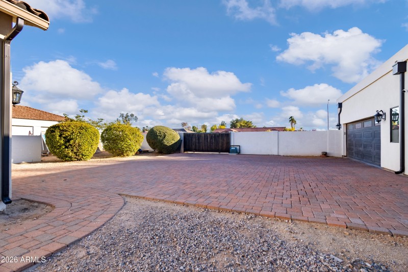Main gate to main house and GH
