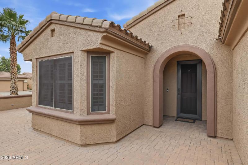 ARTISTICALLY DESIGNED ENTERTAINMENT AREA