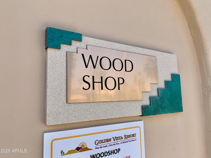 15 Golden Vista Woodshop