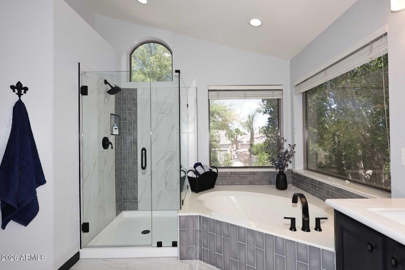 Primary Bath-Garden Tub