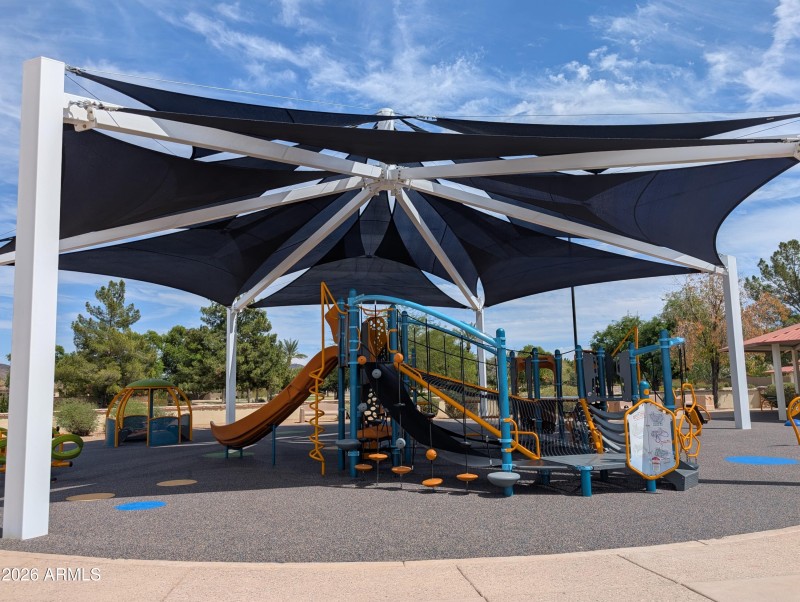 PXL_20250901_203325204 (002)