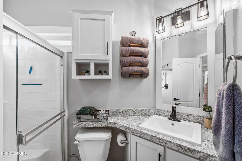 014__111 S Greenfield Rd unit 527