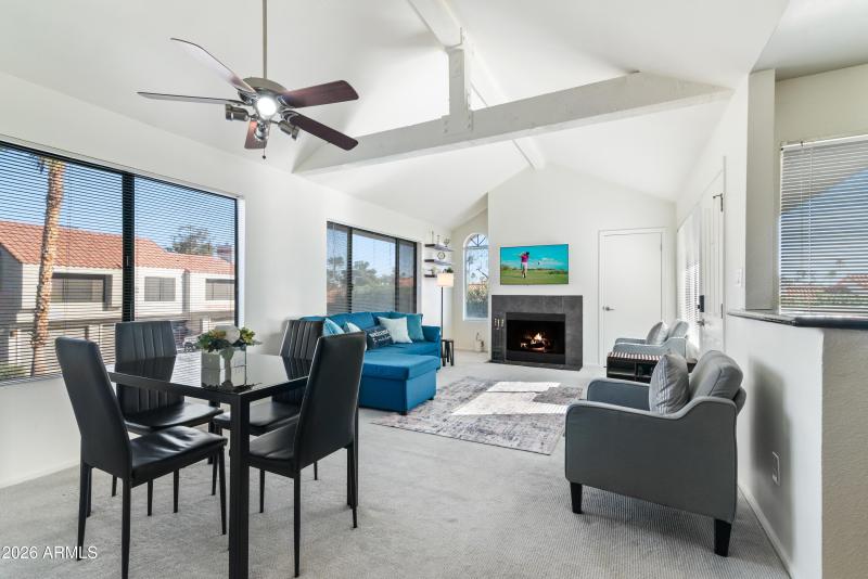 14_10115 e mountain view rd-2106-14