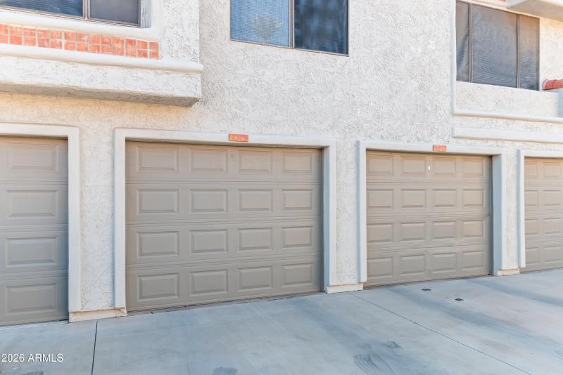 3_10115 e mountain view rd-2106-3