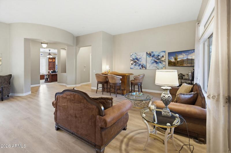 1813 W Camargo Ct-15