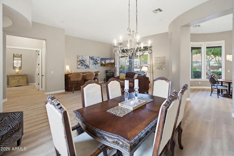 1813 W Camargo Ct-17