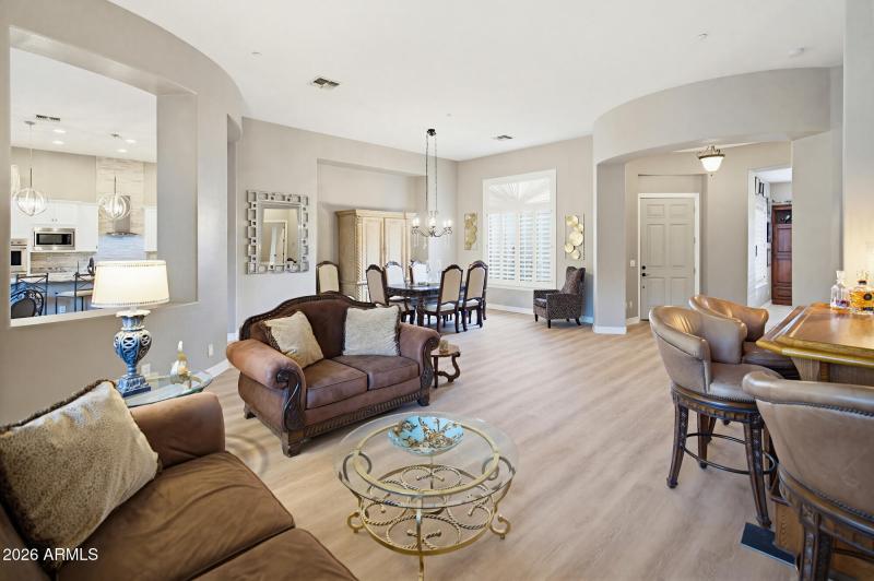 1813 W Camargo Ct-21