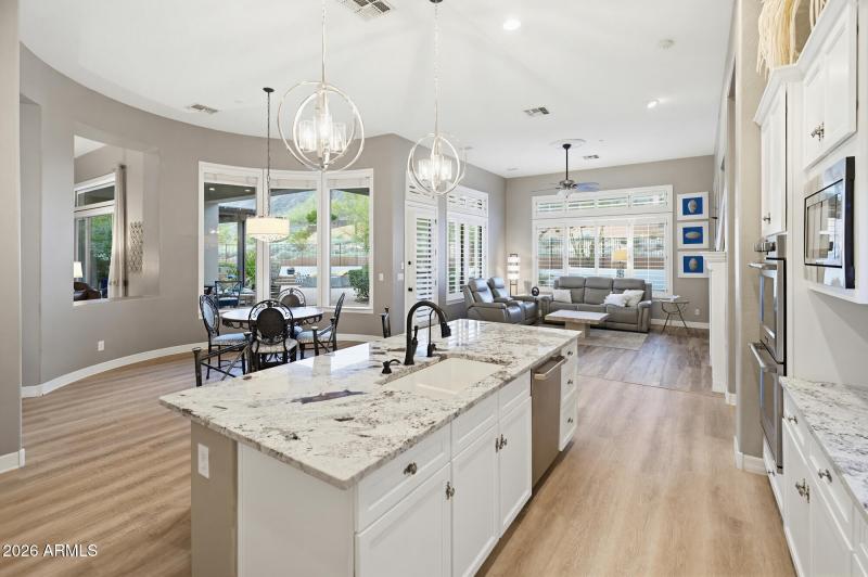 1813 W Camargo Ct-37