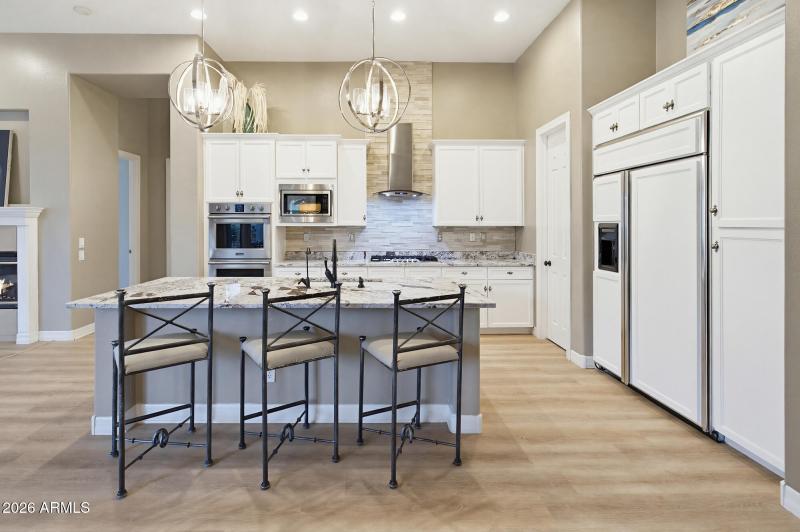 1813 W Camargo Ct-38