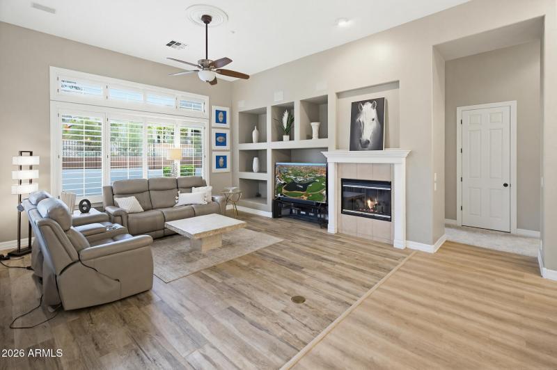 1813 W Camargo Ct-42