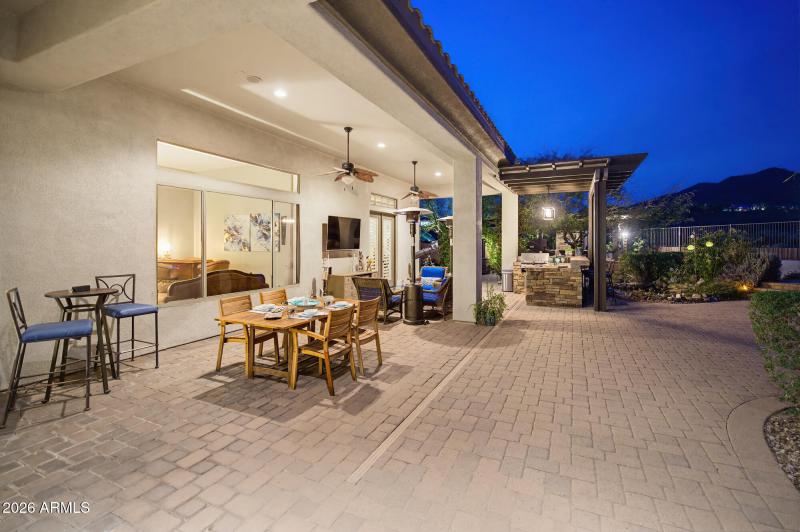 1813 W Camargo Ct-106