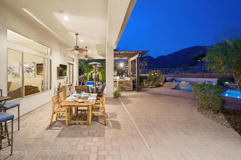 1813 W Camargo Ct-107