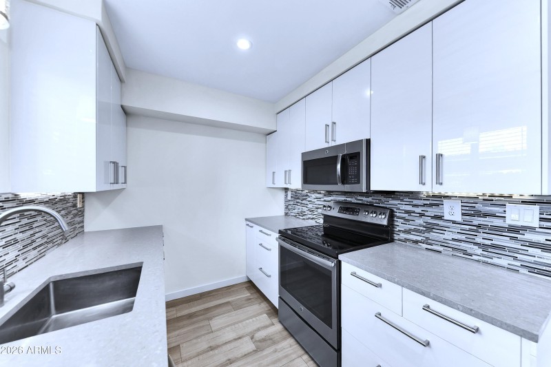 7 4600 N 68th St 342_7