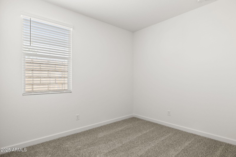 11-web-or-mls-17713-w-eva-st-lot-3-zanje