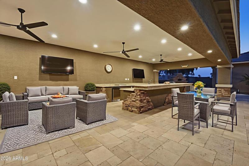 074_ListerPros - Outdoor - Luxury - 4