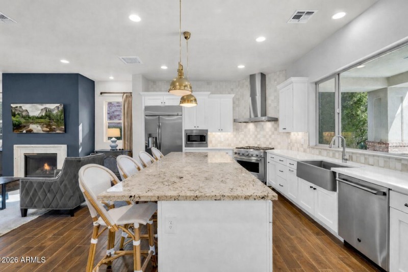 Example of different backsplash