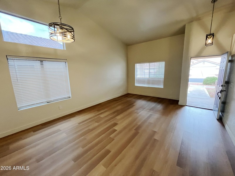 4 Living room alt view