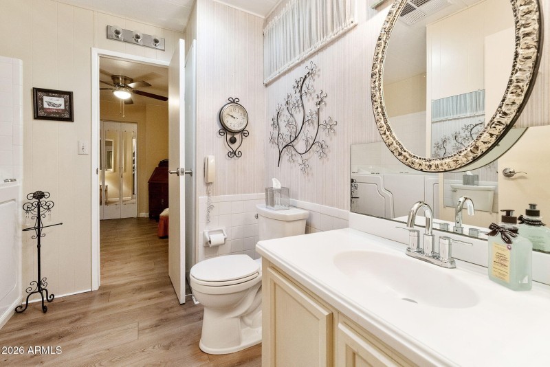 15-web-or-mls-DLB_4415