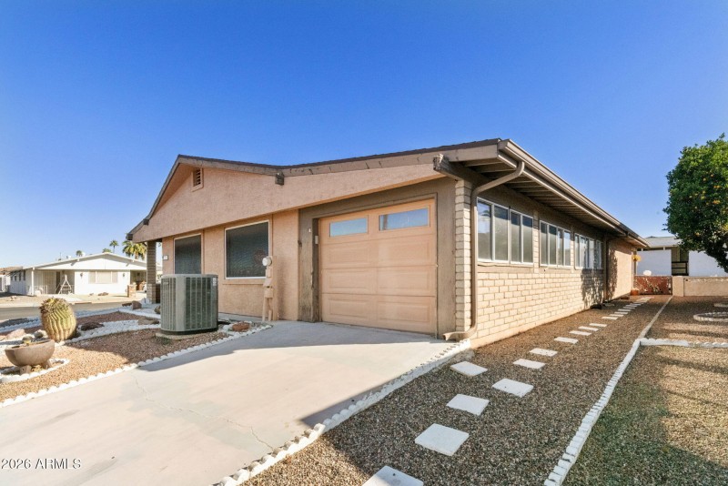 50-web-or-mls-DLB_4503