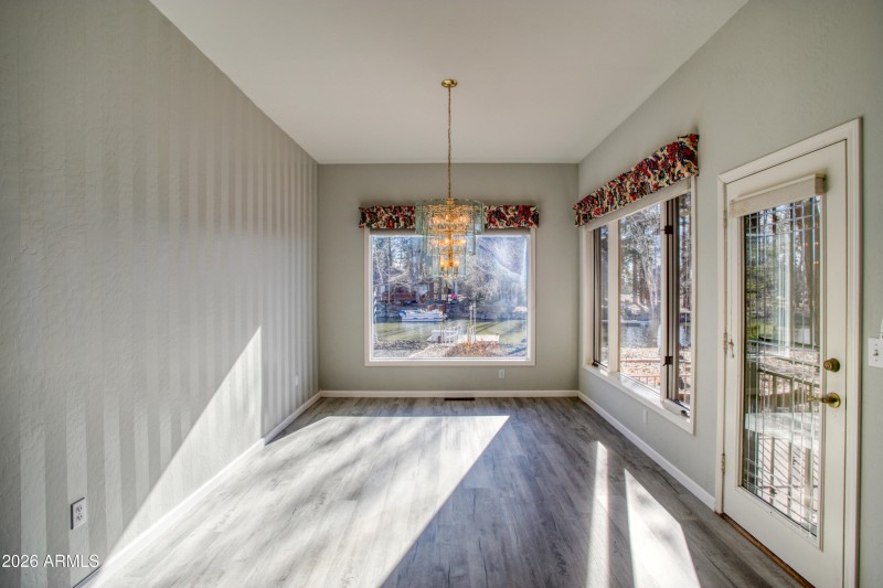 Dining Room w/Lake Views