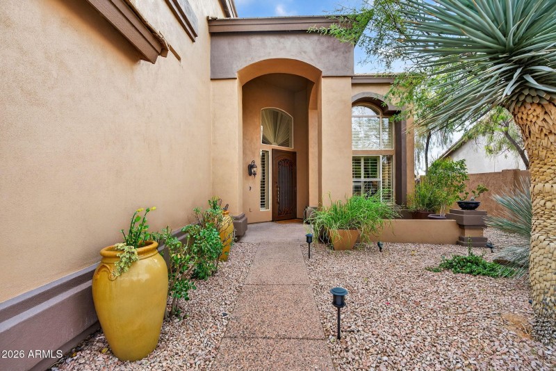 Front Entry / Courtyard