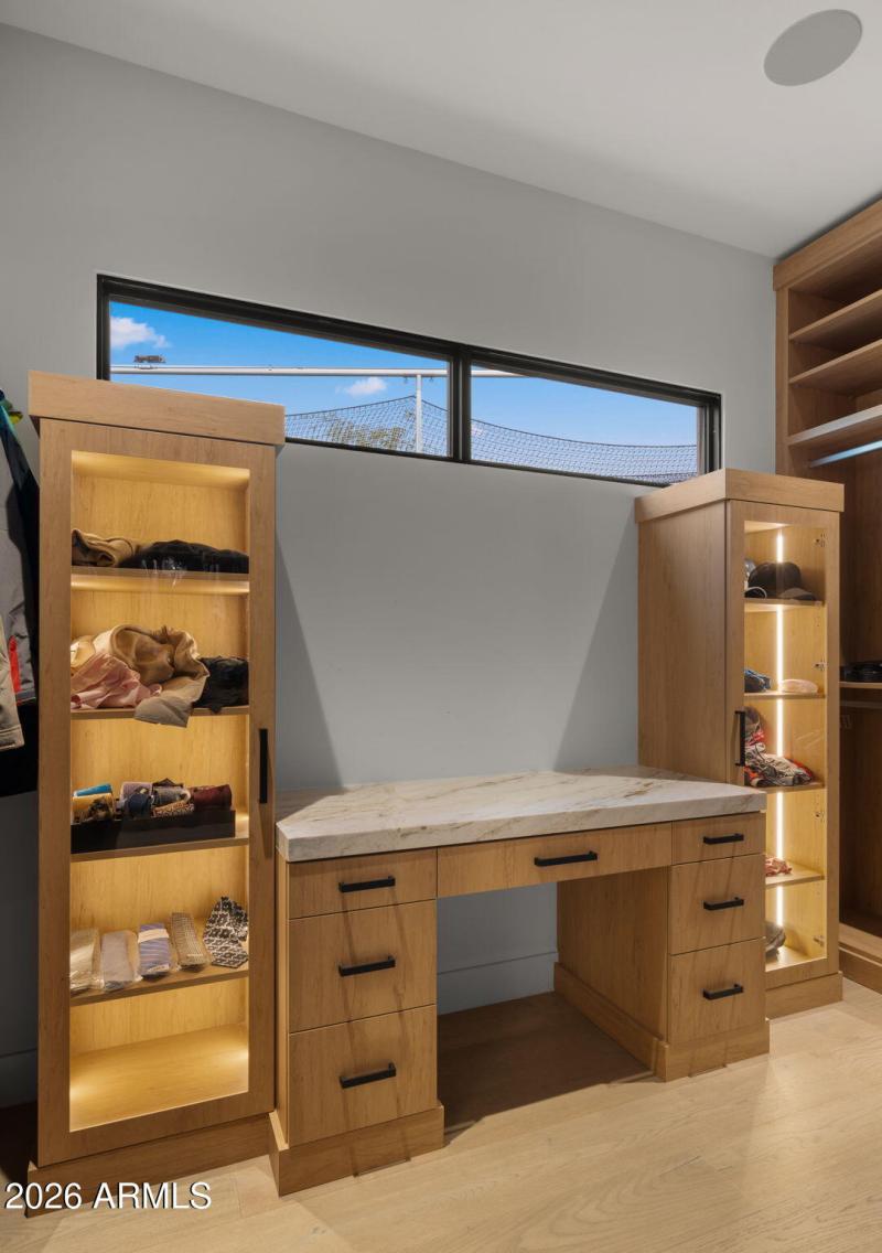 64-web-or-mls-Primary Bedroom18