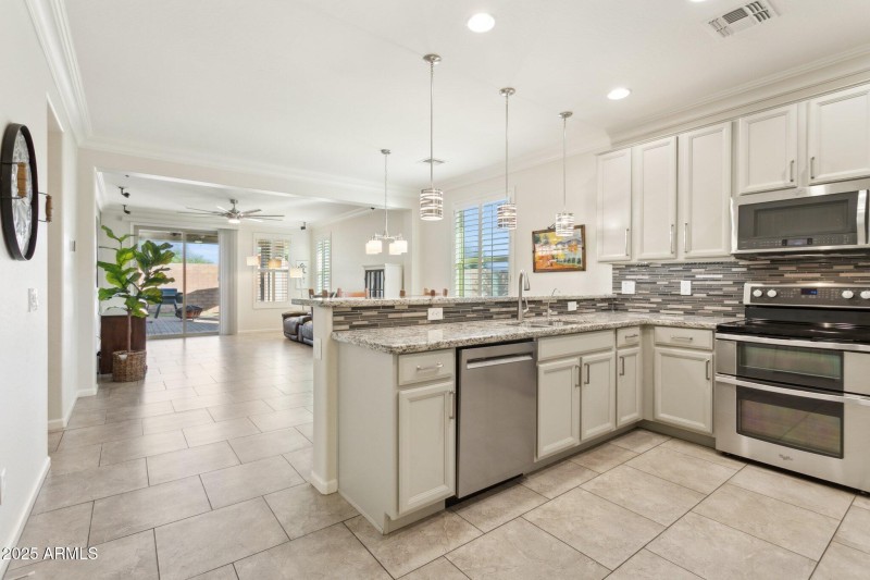 Kitchen & Living Space