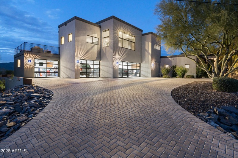 4-Car Temperature-Controlled Garage