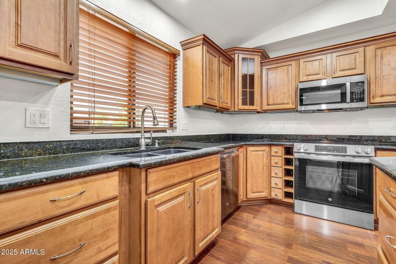 16616 E Palisades Blvd-12