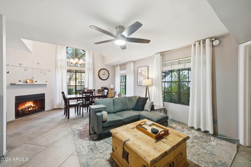 7_005_dsc_4294_with_fire