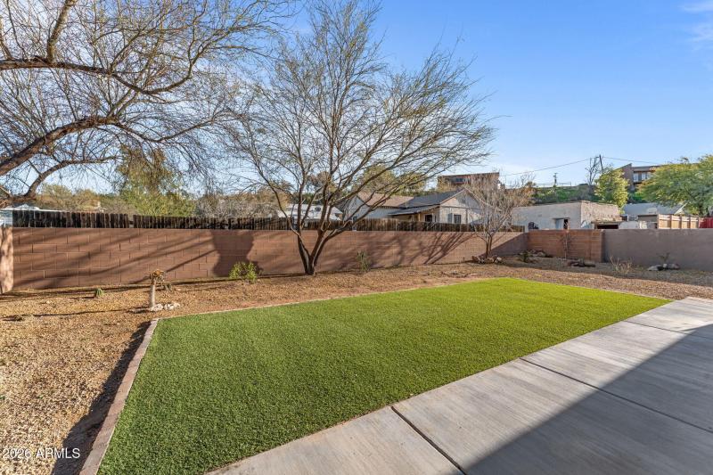 475 W Mohave St