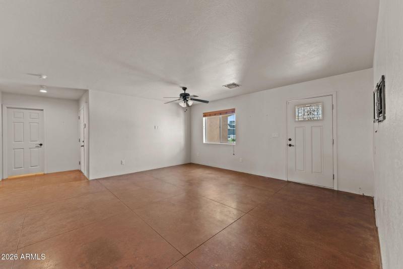 475 W Mohave St