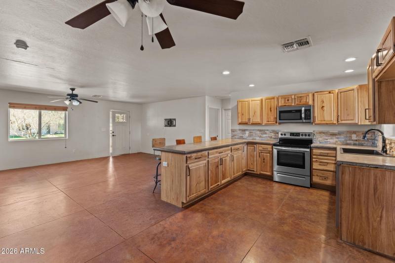 475 W Mohave St