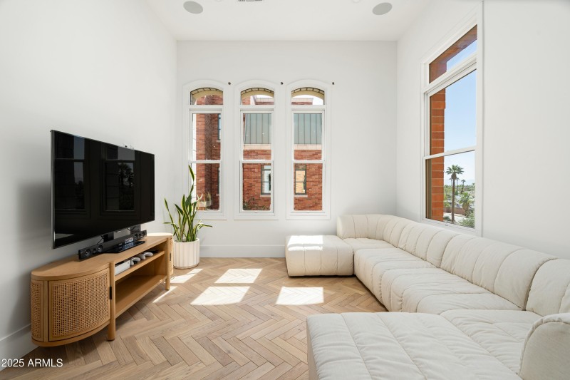 31-54 Palm Ln (32 of 45)