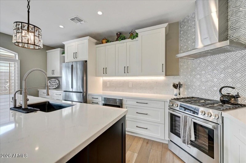 011_10Kitchen Detail