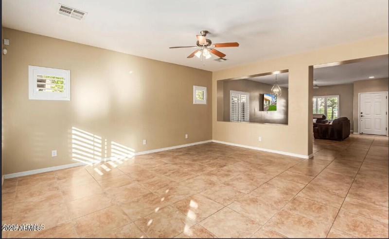 15612N174thAve_64911_10