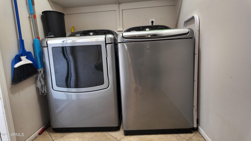 DJI_20251122140054_0868_D