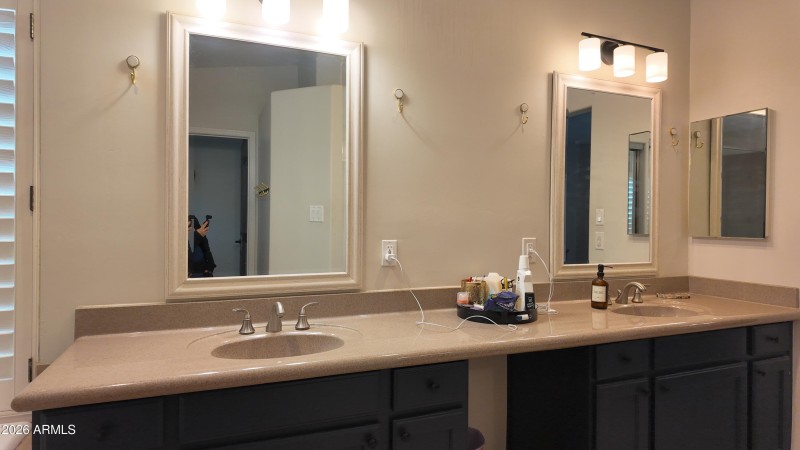 DJI_20251122114752_0863_D