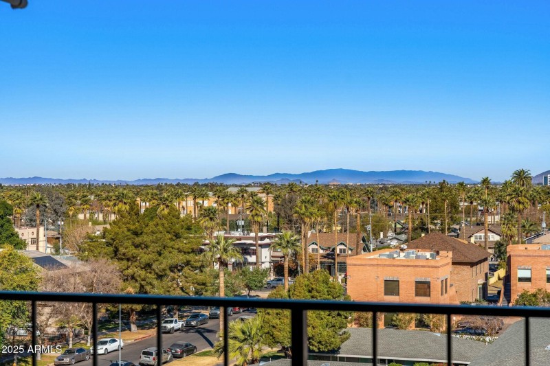 805 N 4th Ave 609 | The Embassy