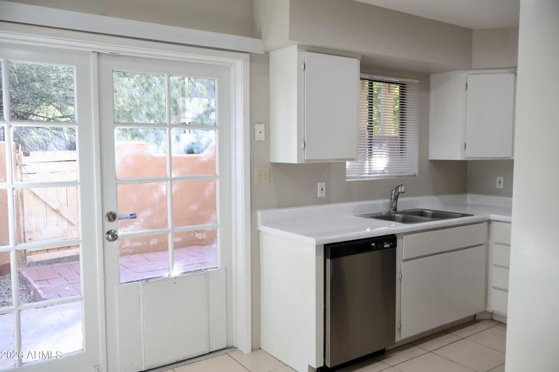 Kitchen 2